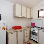 16345a * Slatine