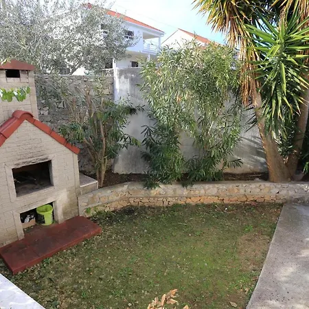 16345a Apartment
